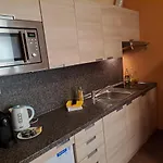 Διαμέρισμα Resident Family